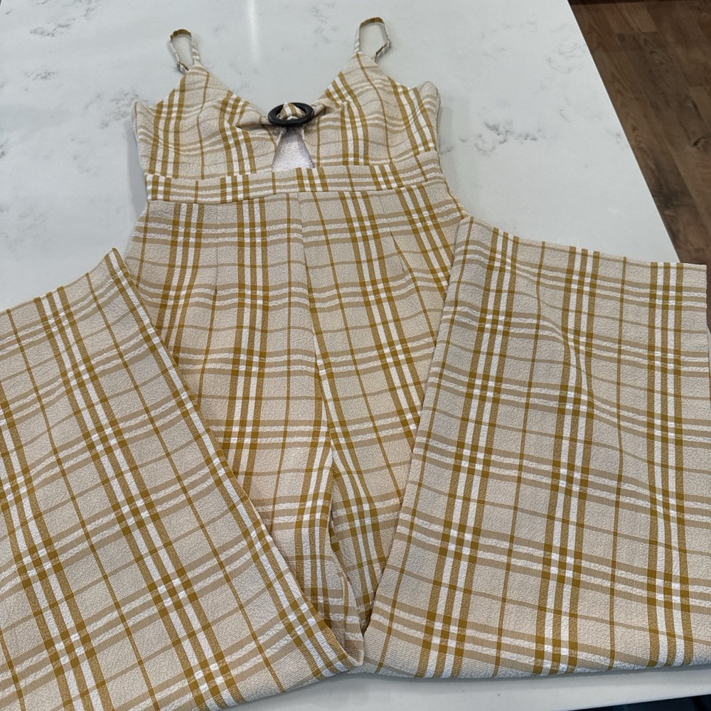 Gilli Checkered Jumpsuit in Tan and White